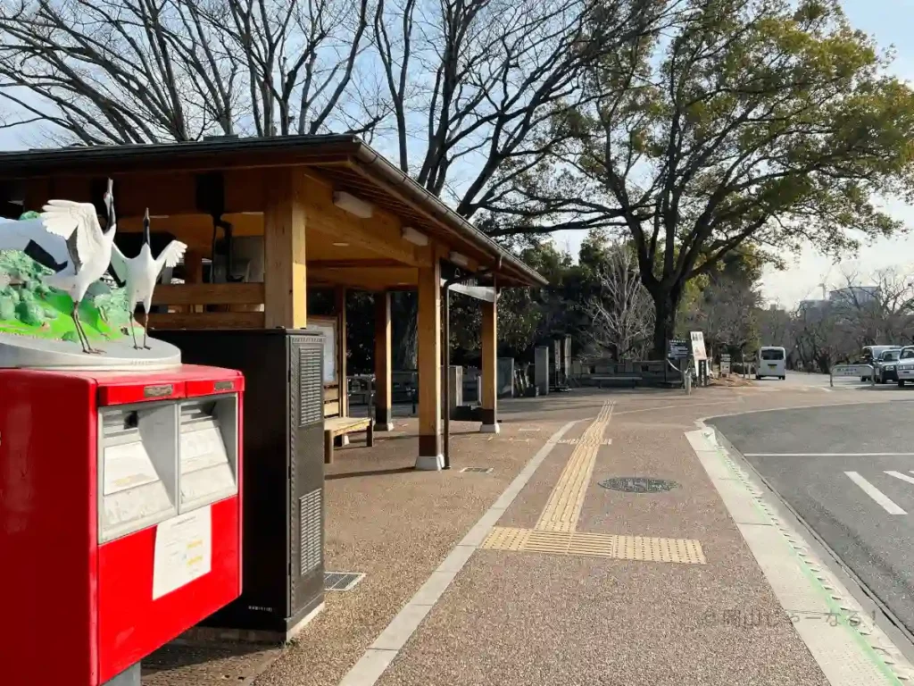 後楽園／岡山後楽園前バス停。岡山駅行き。