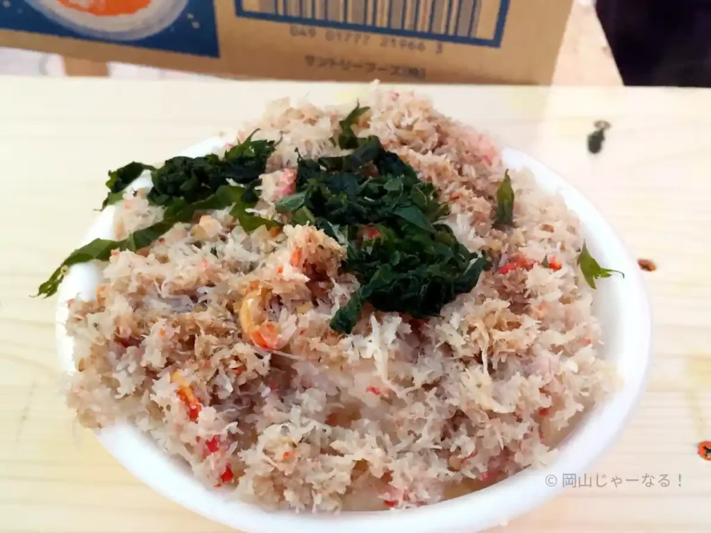 お寿司屋さんのカニ丼