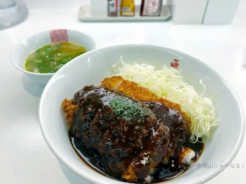 麺屋 匠のデミカツ丼