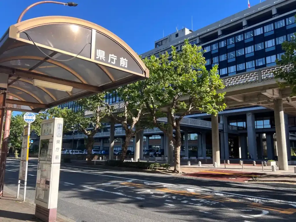 岡山県庁最寄りのバス停