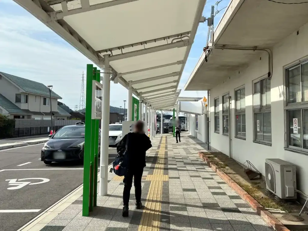 JR長船駅の駅前